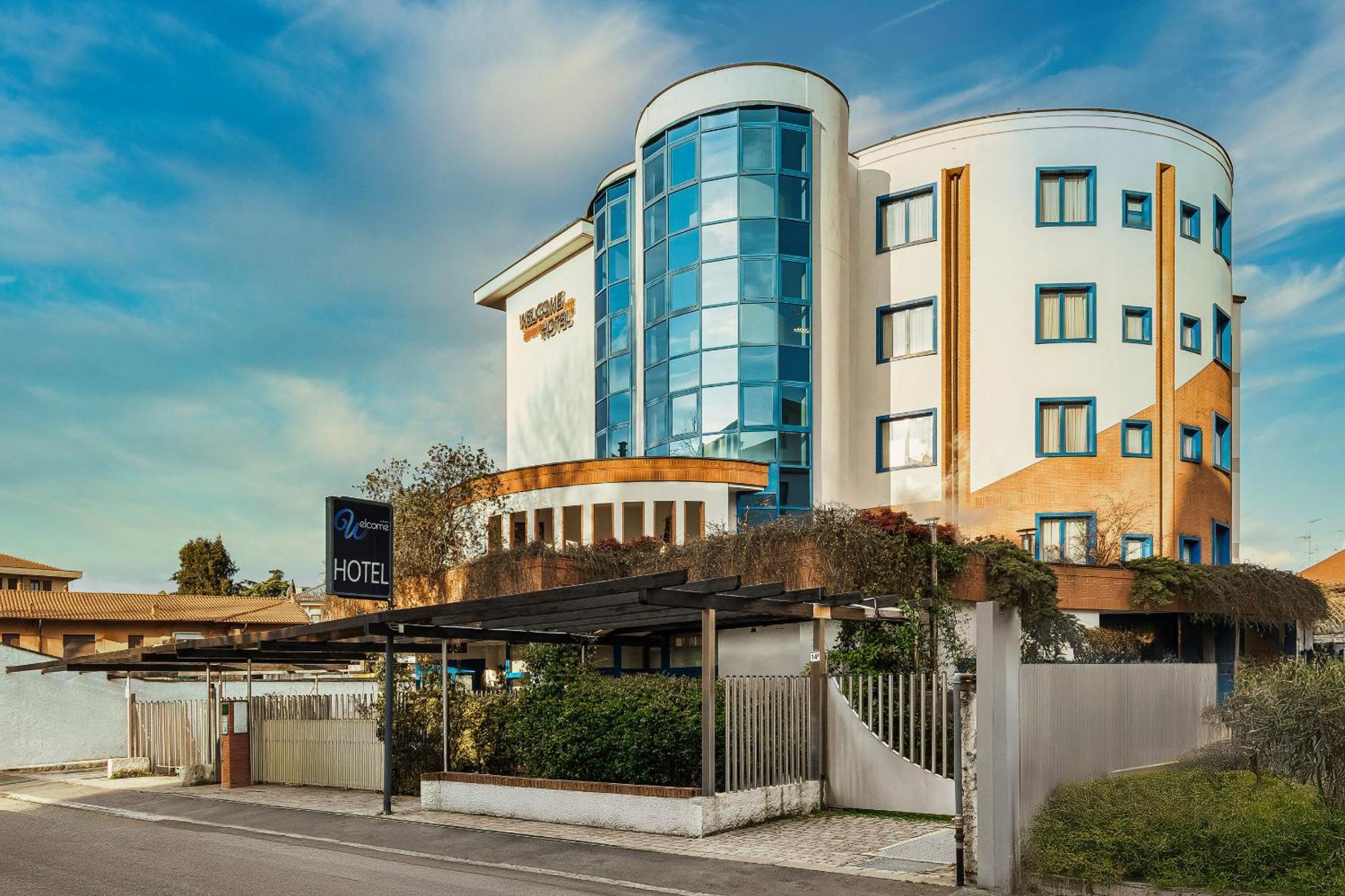 Welcome Hotel レニャーノ エクステリア 写真